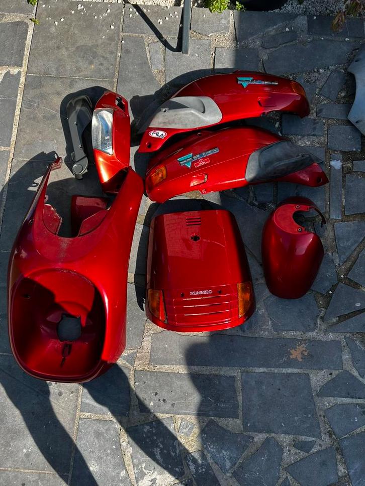 Piaggio skr 125 kappenset, Fietsen en Brommers, Brommeronderdelen | Scooters, Zo goed als nieuw, Piaggio, Kap, Ophalen of Verzenden