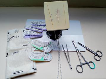 Hechtset Medi Stitch (voor studenten geneeskunde) beschikbaar voor biedingen
