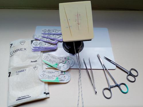 Hechtset Medi Stitch (voor studenten geneeskunde), Diversen, Verpleegmiddelen, Ophalen