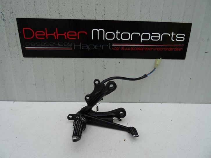 Remset / Rechter voetsteun Kawasaki ZX6R 2009-2010-2011-2012, Motoren, Onderdelen | Kawasaki, Gebruikt, Ophalen of Verzenden