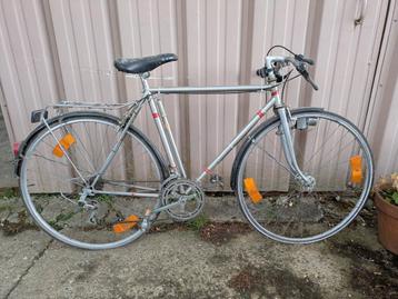 Herenfiets (op te knappen) beschikbaar voor biedingen