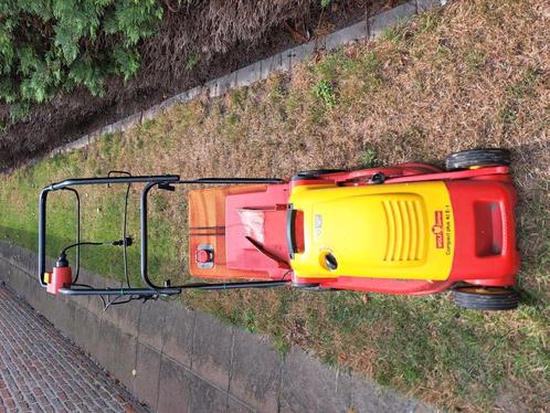 Grasmachine, Tuin en Terras, Grasmaaiers, Zo goed als nieuw, Elektrische grasmaaier, Opvangbak, Ophalen