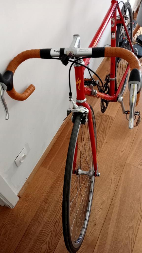 Vélo de course vintage - specialized Allez acier, Fietsen en Brommers, Fietsen | Oldtimers, Ophalen