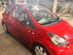 voiture toyota aygo, Autos, Toyota, Rouge, Euro 5, Achat, Boîte manuelle