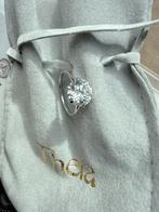 Verlovingsring met grote diamant, 20 of groter, Wit, Nieuw, Ophalen of Verzenden