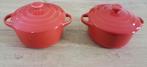 2 rode mini-cocottes (stoofpotjes) - 10 cm diameter, Huis en Inrichting, Keuken | Potten en Pannen, Nieuw, Ophalen of Verzenden