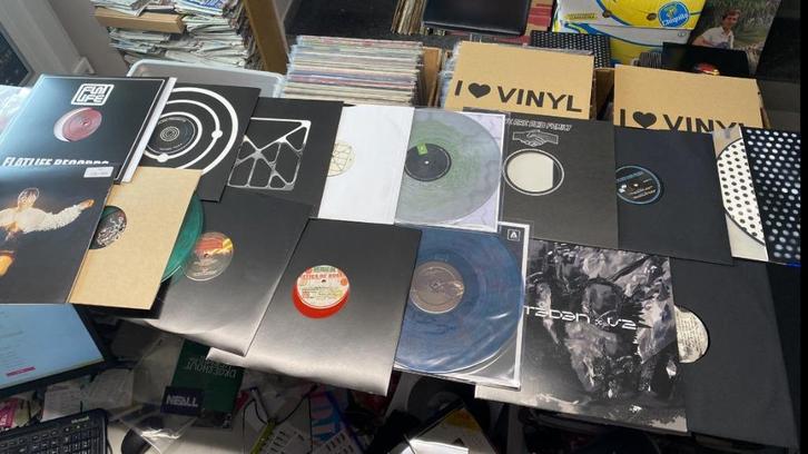 LOT ACID TECHNO NEW : Nu in promo : 225 euro per set van 13, Cd's en Dvd's, Vinyl | Dance en House, Nieuw in verpakking, Ophalen of Verzenden