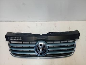 GRILLE Multivan T5 (7E / 7HC / 7HF / 7HM) (7H5307101) beschikbaar voor biedingen