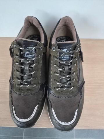 Mustang sneakers maat 41 beschikbaar voor biedingen