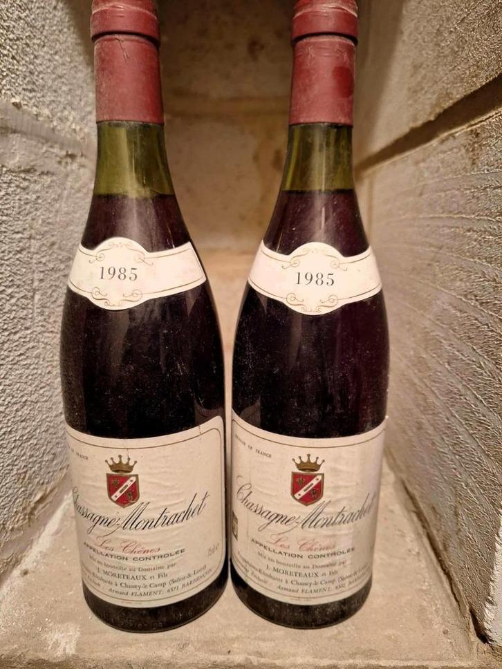 2 Bourgogne - Chassagne-Montrachet Les Chênes 1985, Verzamelen, Wijnen, Zo goed als nieuw, Rode wijn, Frankrijk, Vol, Ophalen of Verzenden