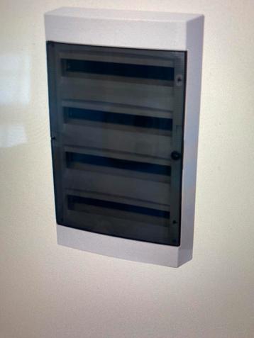 Opbouw verdeelkast 4x18 modules - nieuw in verpakking beschikbaar voor biedingen