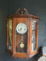 Antieke klok, Ophalen