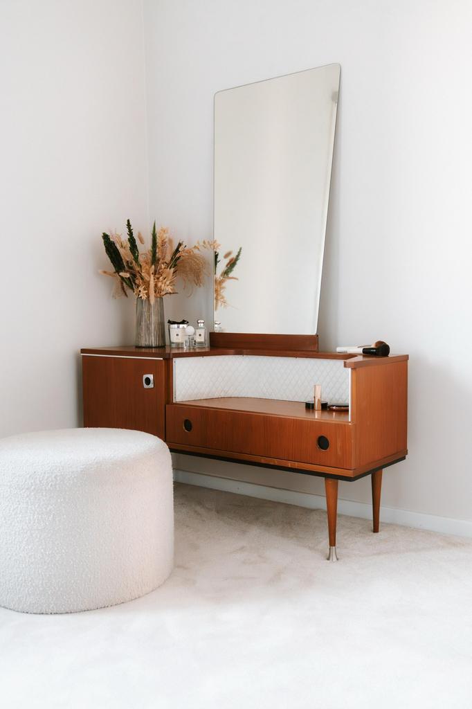 Coiffeuse vintage avec miroir, style milieu du siècle, Maison & Meubles, Tables | Coiffeuses, Utilisé, 150 à 200 cm, 100 à 150 cm