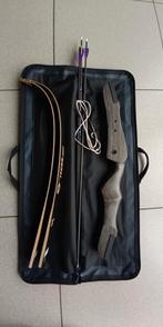 Recurve boog 69"30 # RH, Sport en Fitness, Ophalen, Zo goed als nieuw, Pijlen