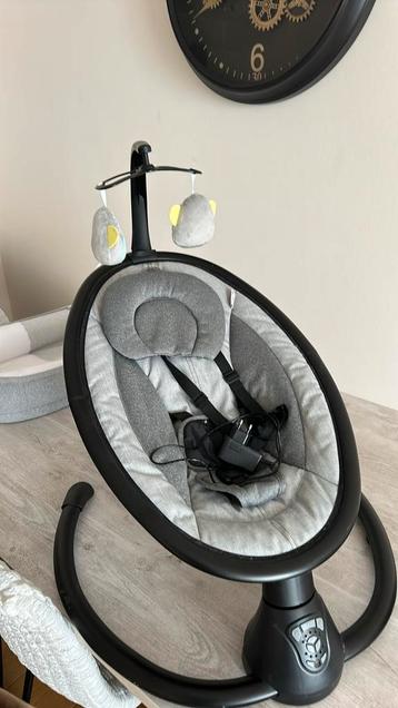 Baby wieg beschikbaar voor biedingen