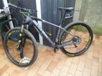 MTB Cube  Carbon, Fietsen en Brommers, Gebruikt, Hardtail, Heren, Ophalen
