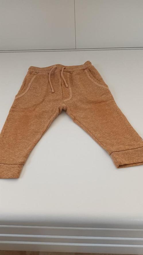 Broekje - Maat 74, Kinderen en Baby's, Babykleding | Maat 74, Gebruikt, Jongetje of Meisje, Broekje, Ophalen of Verzenden