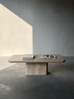 Vintage Italiaanse travertijn salontafel, 1980, Huis en Inrichting, Ophalen, Zo goed als nieuw