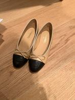 Ballerines Chanel taille 38,5. 2 mois ! État neuf !, Vêtements | Femmes, Chaussures, Enlèvement ou Envoi, Comme neuf, Noir