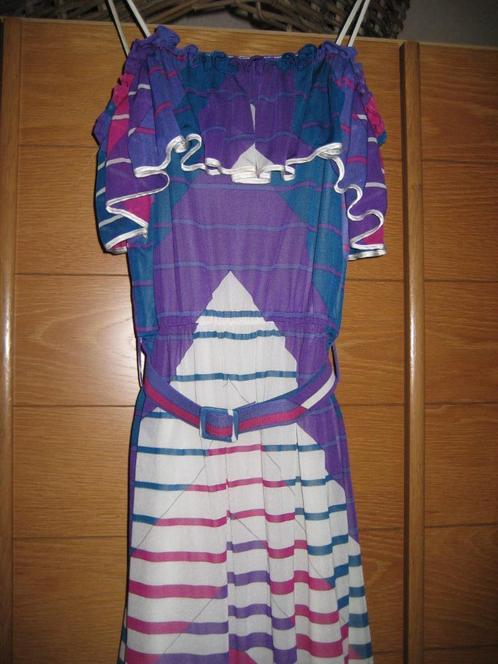 Leuk zomerkleedje met spaghettibandjes -  Maat 38 - lang, Kleding | Dames, Jurken, Zo goed als nieuw, Maat 38/40 (M), Onder de knie