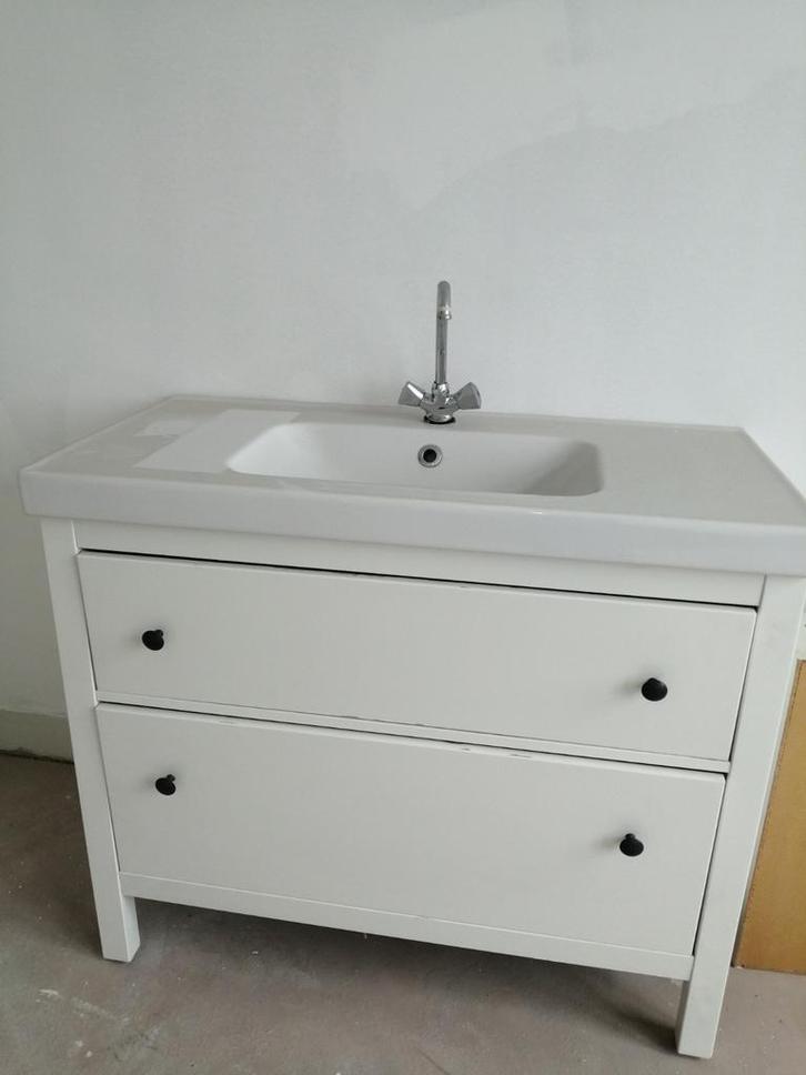 Complete badkamermeubel, wastafel en kraan, Huis en Inrichting, Badkamer | Badkamermeubels, Gebruikt, Wastafelkast, Ophalen