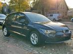 VW Golf 1.5 eTSI - Pano - IQ Light - Xenon - Camera, Auto's, Volkswagen, 4 deurs, Stof, 4 cilinders, Blauw