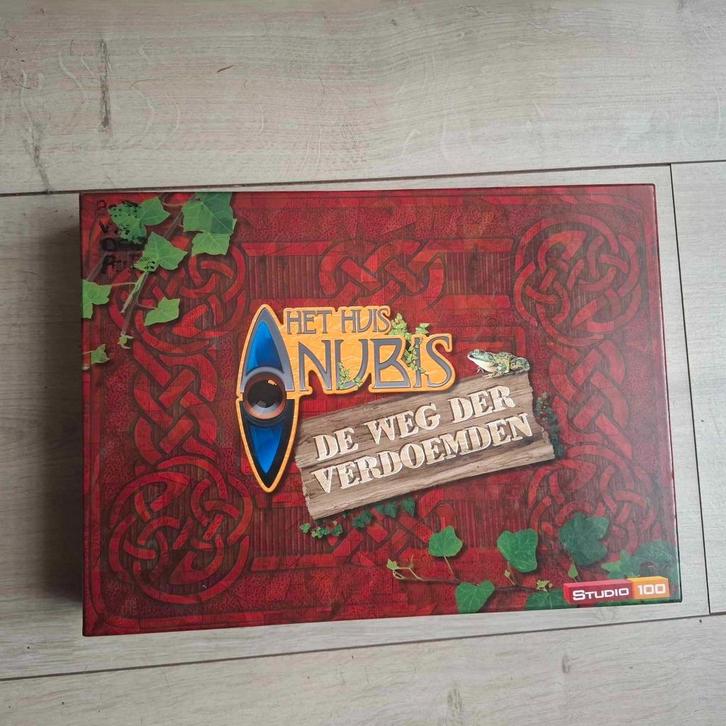 Het huis anubis bordspel, Hobby en Vrije tijd, Gezelschapsspellen | Bordspellen, Zo goed als nieuw, Een of twee spelers, Drie of vier spelers
