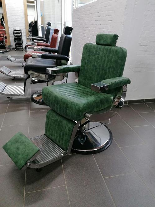 Promo : Fauteuil / chaise de barbier homme ALDO vert NEUF, Bijoux, Sacs & Beauté, Beauté | Soins des cheveux, Neuf, Autres types
