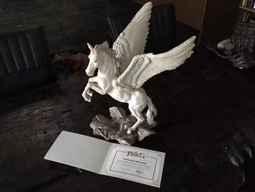 Fables beeld met certificaat  beschikbaar voor biedingen