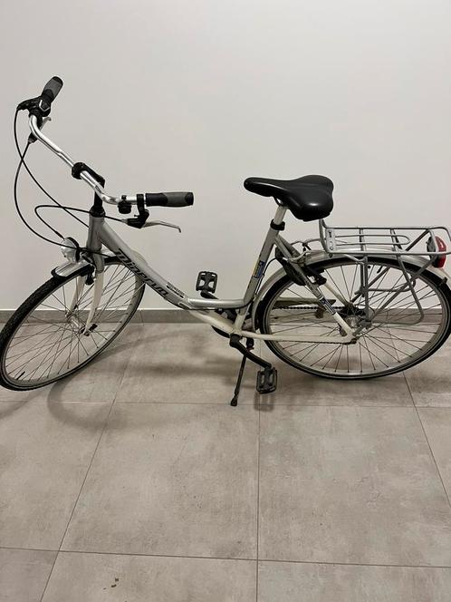 Minerva Orlando damesfiets, Fietsen en Brommers, Fietsen | Dames | Damesfietsen, Gebruikt, Ophalen
