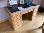 Antieken bureau, Ophalen