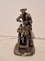 Figurine en étain " le remouleur ", Enlèvement