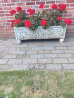 Betonnen bloembak, Ophalen