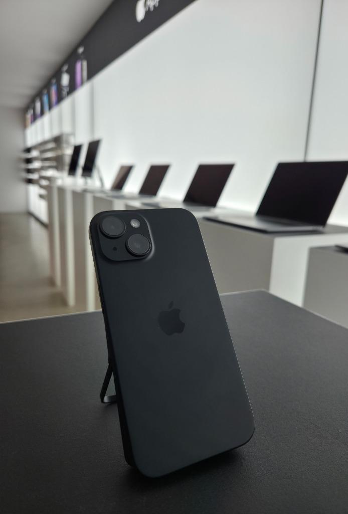 Apple iPhone 15 128GB Refurbished - Zwart, Elektronische apparatuur, Overige elektronische apparatuur, Refurbished, Ophalen