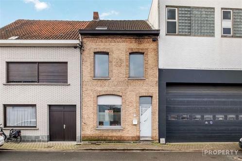 Huis te koop in Wevelgem, 3 slpks, Immo, Huizen en Appartementen te koop, Vrijstaande woning, F