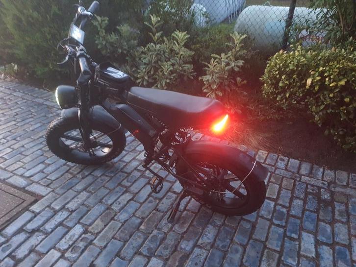 V20 pro van la souris, Fietsen en Brommers, Minibikes, Midibikes en Pitbikes, Zo goed als nieuw, Overige typen, Ophalen of Verzenden