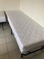 2 nieuwe matrassen (70x200) en opvouwbare bedbodems, Huis en Inrichting, Ophalen, Zo goed als nieuw, Matras, 200 cm