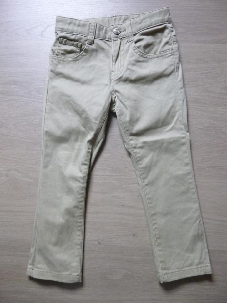 Jongens broeken en shorten maat 104, Kinderen en Baby's, Kinderkleding | Maat 104, Gebruikt, Jongen, Broek, Ophalen