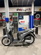 Honda sh 125i, Fietsen en Brommers, Ophalen of Verzenden, Zo goed als nieuw
