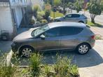 Seat leon 99000km — 9000€, Autos, Seat, Argent ou Gris, Achat, Noir, 5 portes