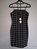 Robe élégante à bretelles spaghetti - Taille M, Taille 38/40 (M), Enlèvement ou Envoi, Au-dessus du genou, Comme neuf