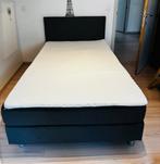 Gestoffeerd bed, Ophalen, Zo goed als nieuw, 120 cm, 200 cm