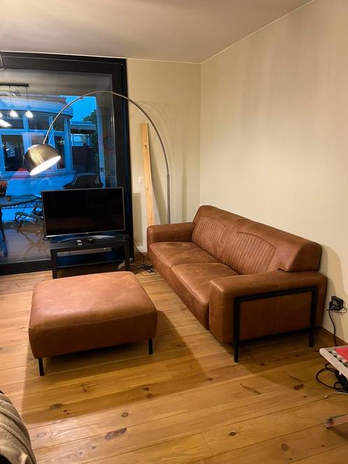 Zetel met poef (gova meubelen), Huis en Inrichting, Zetels | Complete zithoeken, Nieuw, Leer, Metaal, Ophalen