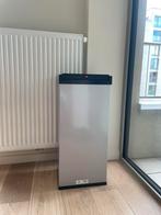 Zilver metaalkleurige vuilbak met zwart deksel, Ophalen, Zo goed als nieuw