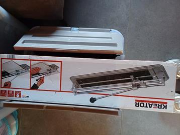 Tegelsnijder  beschikbaar voor biedingen