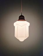 Skyscraper Art Deco hanglamp in witte opaline, 1920-30, Antiek en Kunst, Antiek | Verlichting, Ophalen of Verzenden