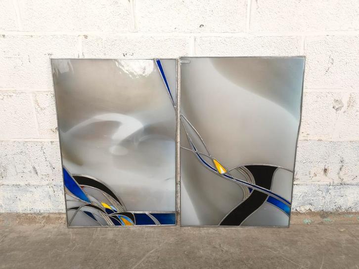 2 prachtige glasramen met klein herstelwerk, Antiquités & Art, Antiquités | Verre & Cristal, Enlèvement