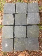 Grote partij kleine kasseien 10x10x5, Tuin en Terras, Tegels en Klinkers, Ophalen, Overige typen, Zo goed als nieuw, Natuursteen