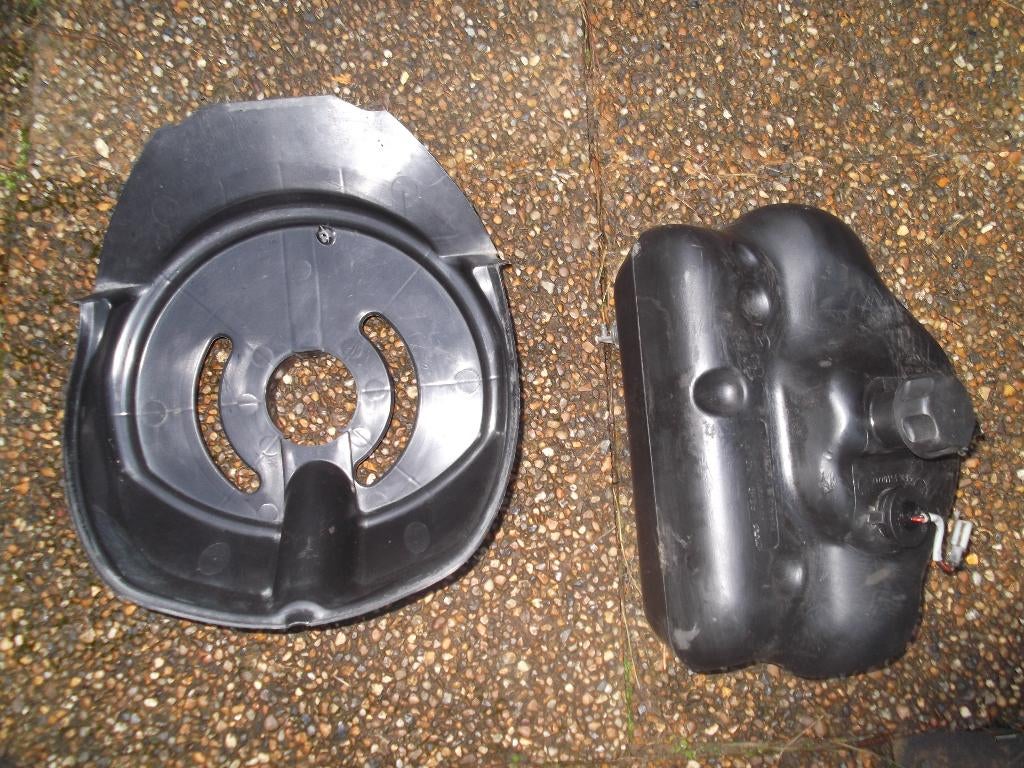 pieces rocket, Fietsen en Brommers, Ophalen, Tank, Yamaha