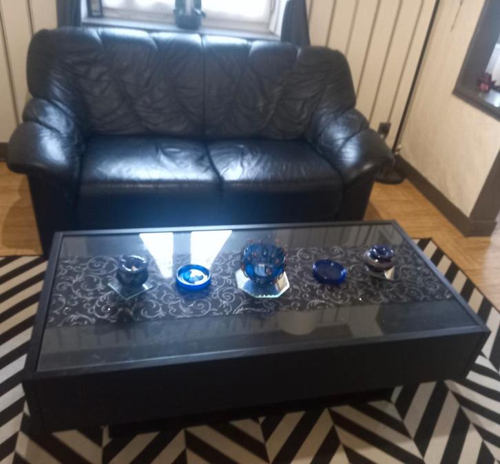 Divan 2 place plus la table, idéale pour studio ou un kot, Maison & Meubles, Canapés | Salons, Enlèvement